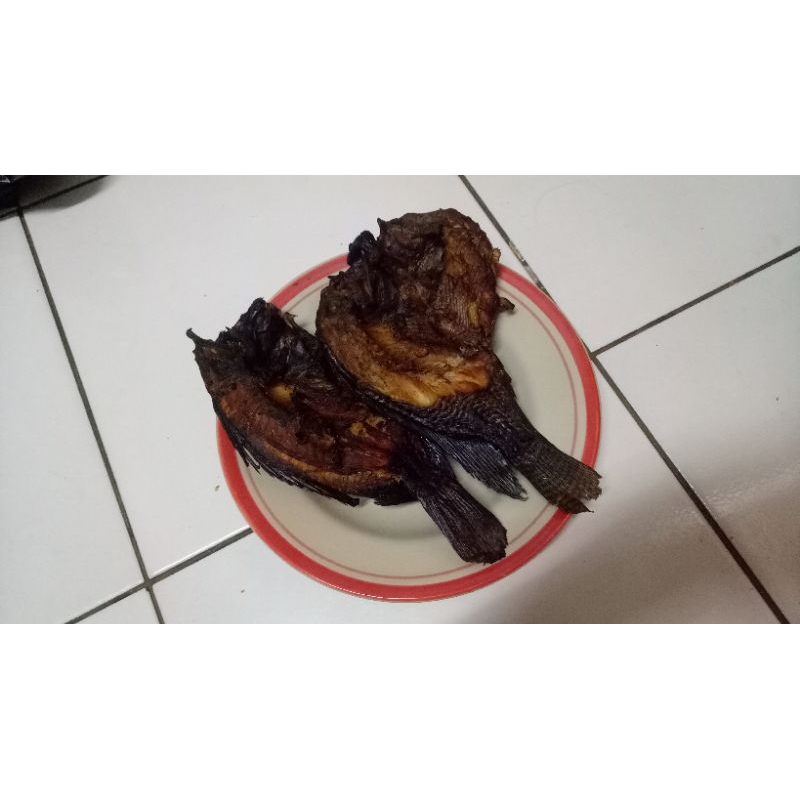 

Ikan Nila Asap / Sale Nila