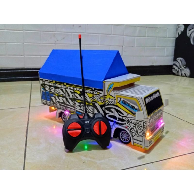 miniatur truk oleng Wahyu abadi remote control full lampu LED gratis terpal