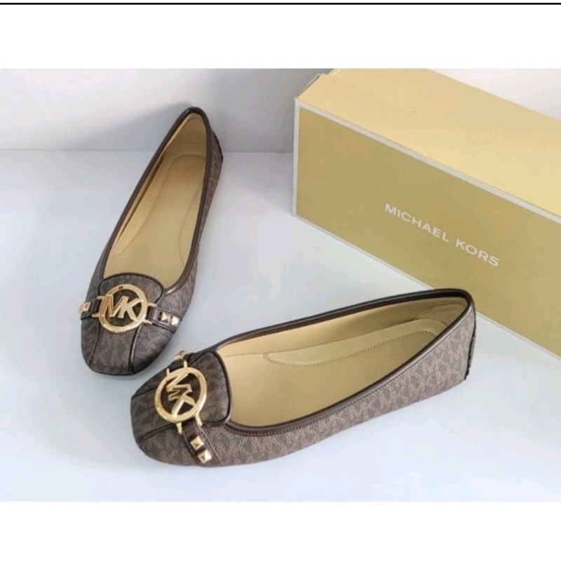 PRELOVED MK FULTON SHOES SIG BROWN  SIZE 7