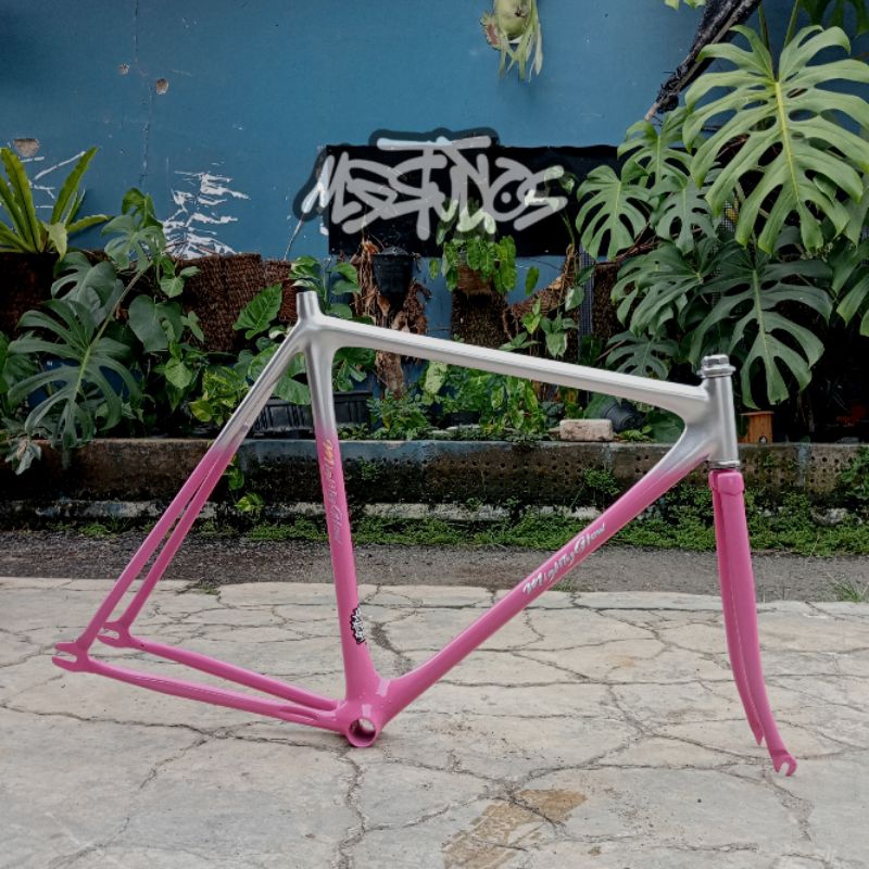 BSV01 FRAMESET . mighty glow studio . mightyglow fixie . sepeda fixie . frame fixie . fullbike fixie