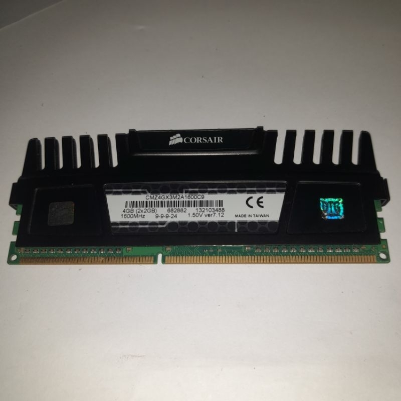 RAM CORSAIR VENGEANCE 4GB (2X2GB) DDR3
