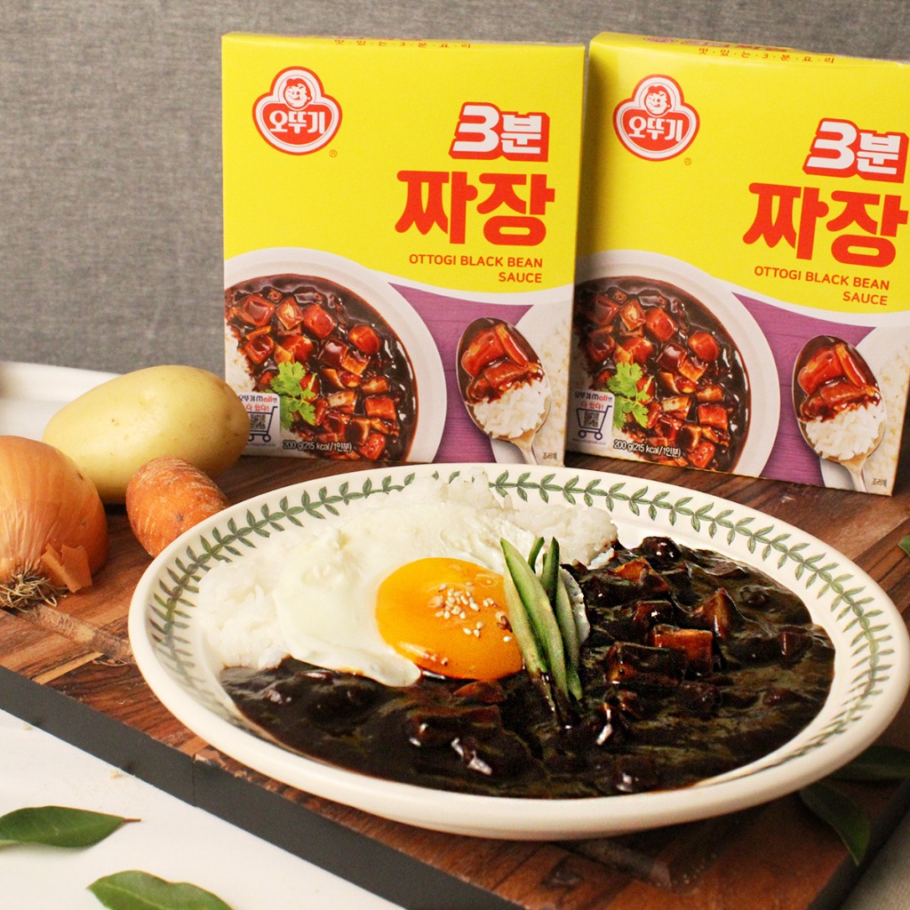 

OTTOGI Jjajang Sauce - Black Bean Paste Sauce 200gr