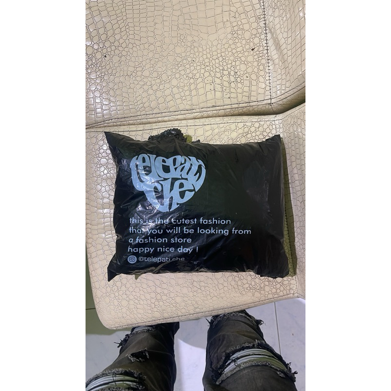 Kiss Me Black Size L