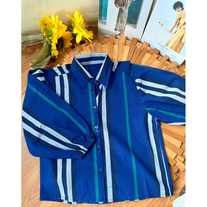 Haura Kemeja Salur Lengan Puff