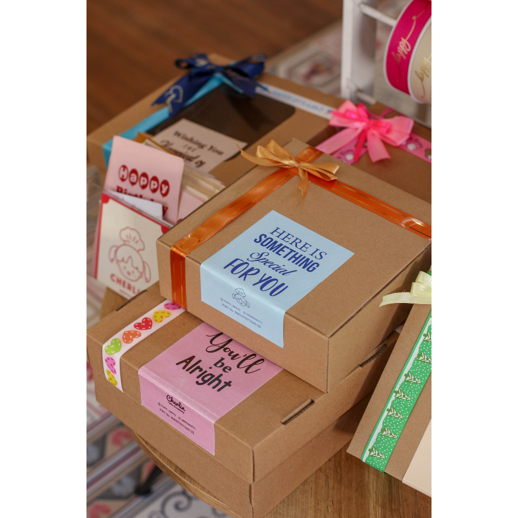 

Custom Packaging tambahan hampers