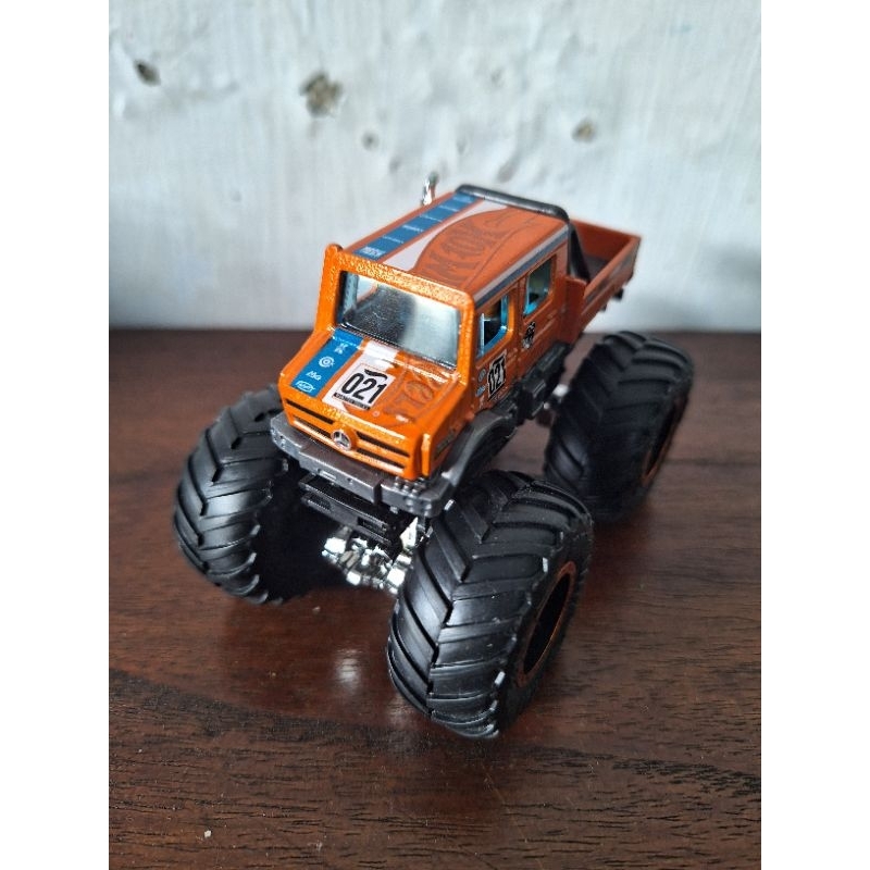 hotwheels monster truck unimog