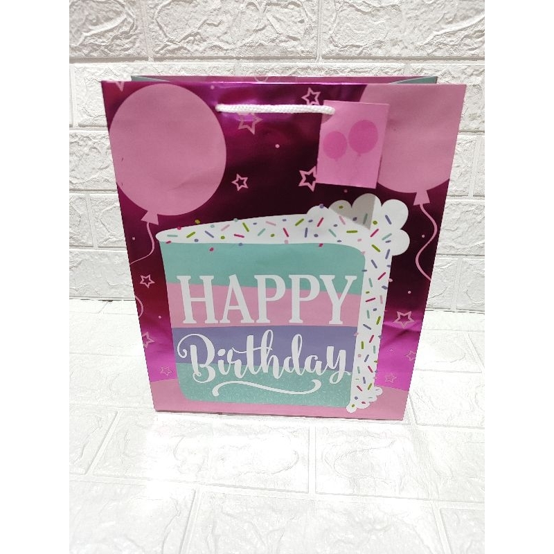 

PAPER BAG HBD MOTIF LEBAR / PAPER BAG HAPPY BIRTHDAY / PAPER BAG ULANGTAHUN / PAPER BAG PESTA