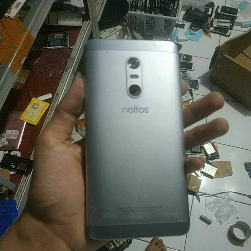 backdoor frame bekas NEFFOS TP903C