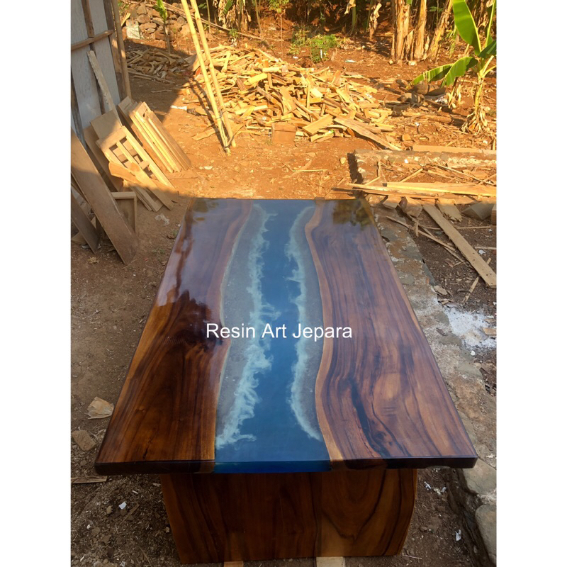 Meja Makan Trembesi Resin Motif Ombak / Meja Trembesi Resin Motif Ombak / Meja Resin Motif Ombak / M