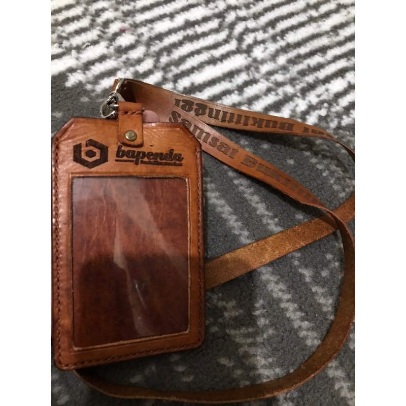 

Lanyard Leathercraft (kerajinan tangan kulit asli 100%)