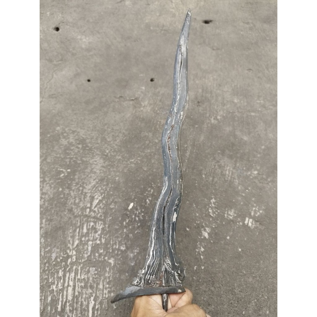 Keris Kamardikan Pandawa Lare Pamengkang Jagad pamor Junjung Drajat