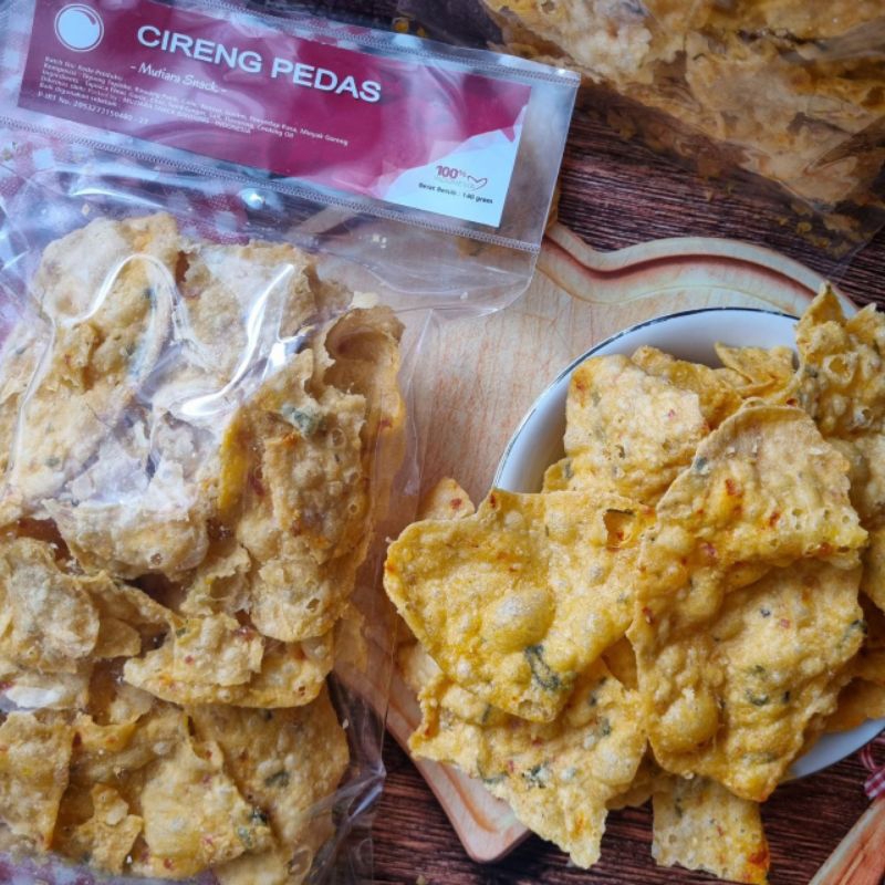 

keripik Cireng Pedas Mutiara Snack Oleh - Oleh Khas Bandung