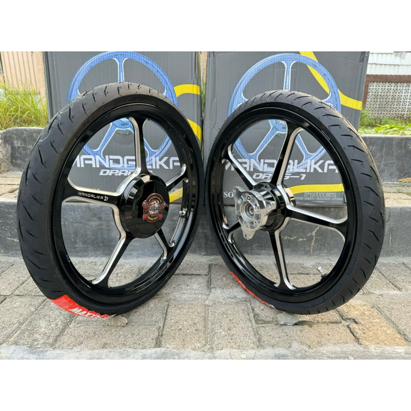 VELG RACING MANDALIKA RING 17 AEROX NEW AEROX OLD PLUS BAN MAXXIS TUBLES PNP PASANG