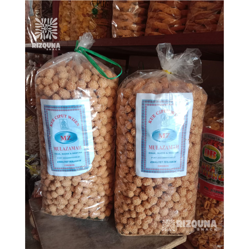 

Kue ciput ketan wijen 1 Ball isi 2kg cemilan kiloan termurah Sajian Besar - Rizquna SNack