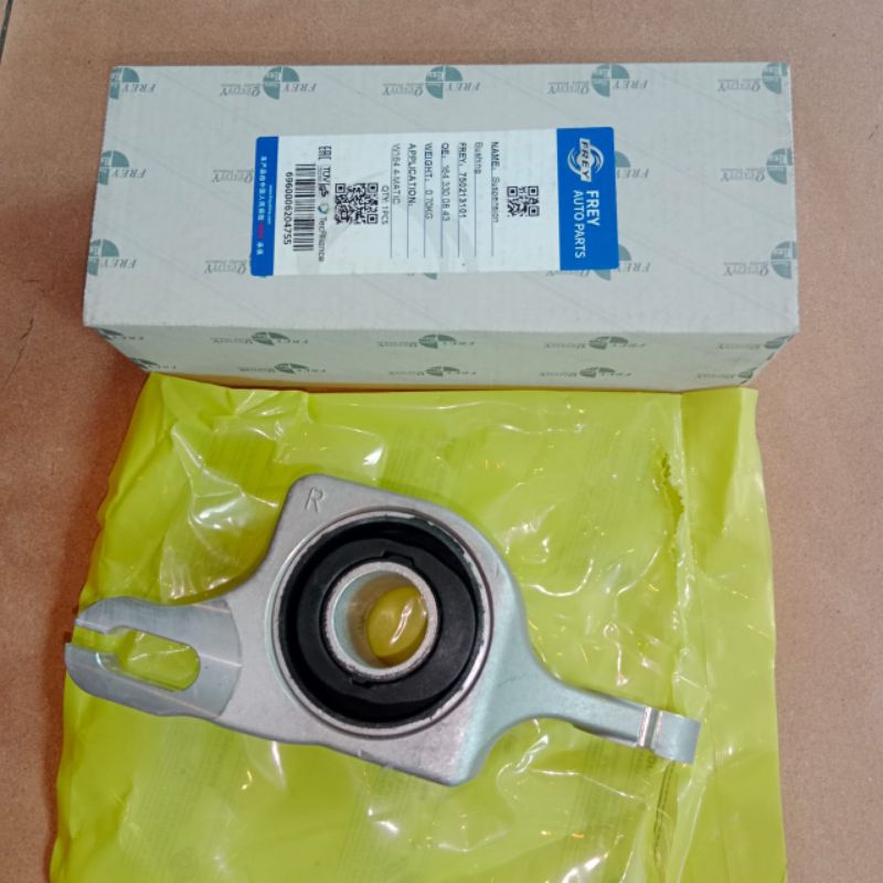 Bushing arm besar mercy ML350 W164 / Bos bushing / Sparepart mercy / Bosh arm