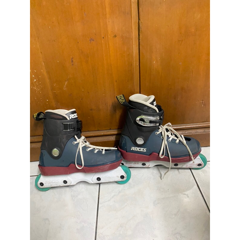 Aggressive inline skate Roces Strom M12 Nils Janson Pro series Sepatu roda