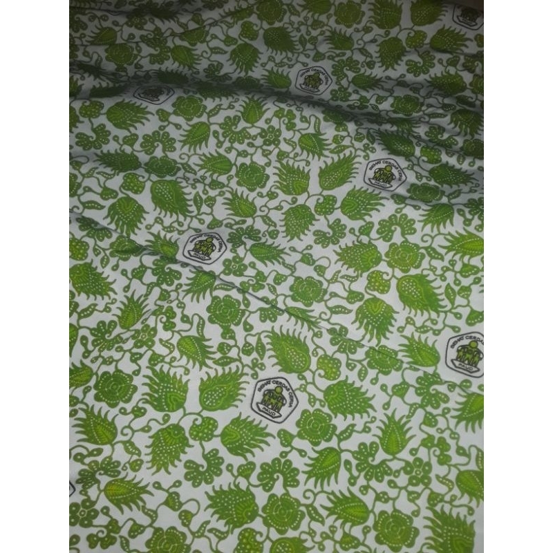 Kain batik seragam sekolah paud warna hijau