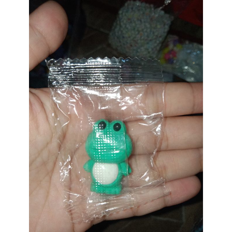 

penghapus karakter