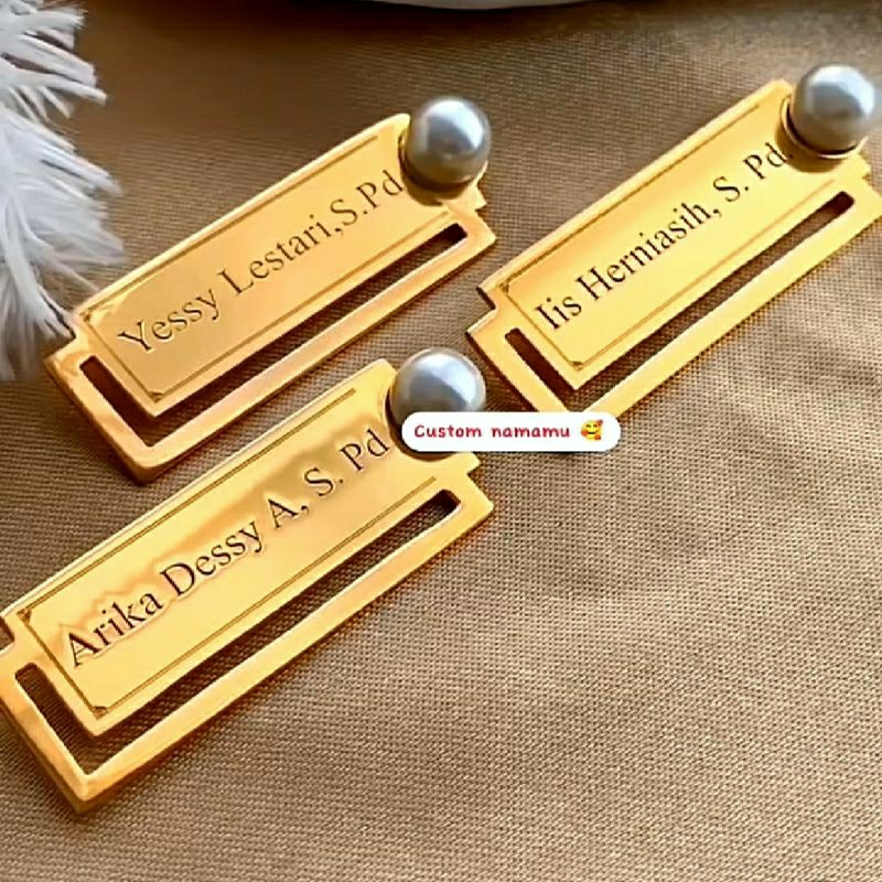 Bros nama Bros nama lapis emas Bros nama sendiri Bros nama custom TERLARIS