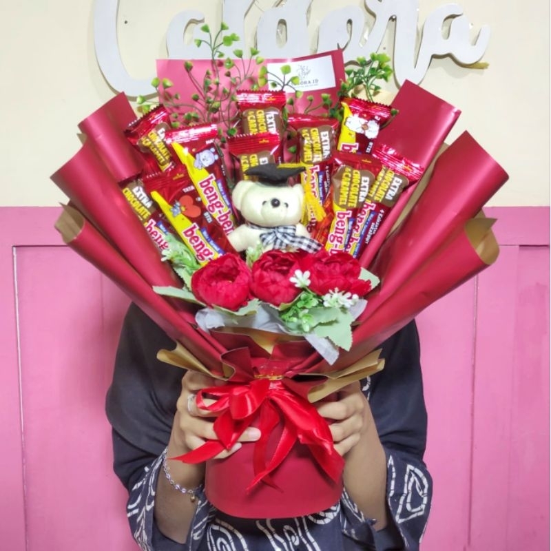 

RB Buket bunga coklat bengbeng wisuda