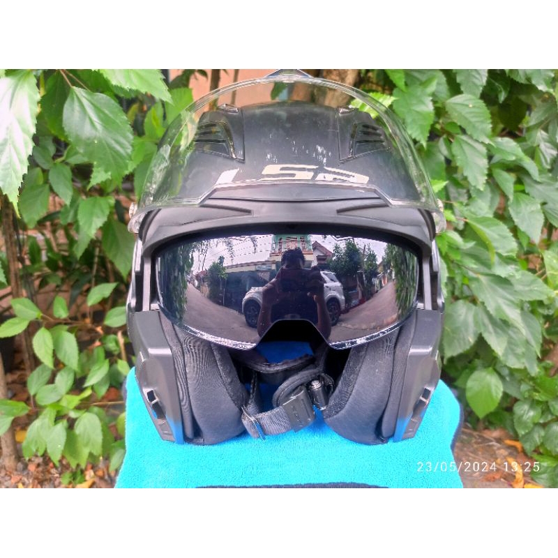 Helm Full / Halfface Modular Flip up LS2 FF900 Valiant 2 - Black Matte