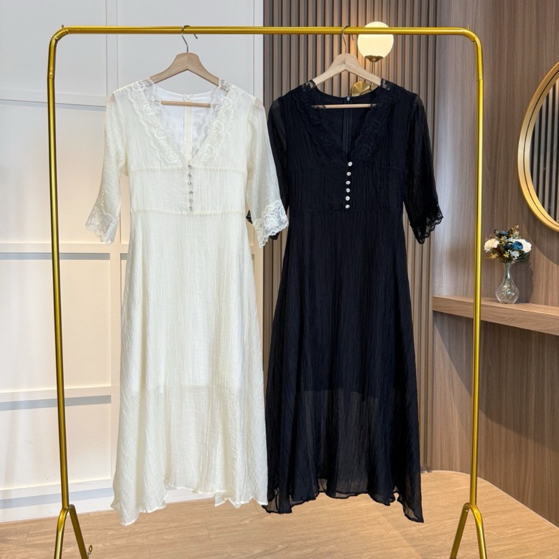 Rose Dress lace vintage vneck import bangkok BKK