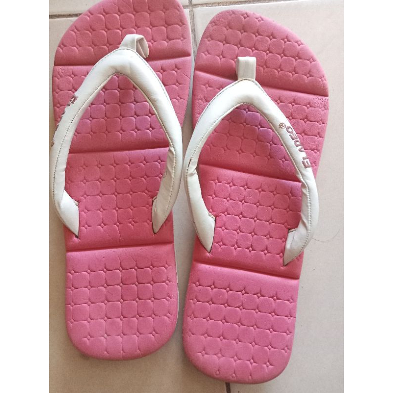sandal wanita size 35