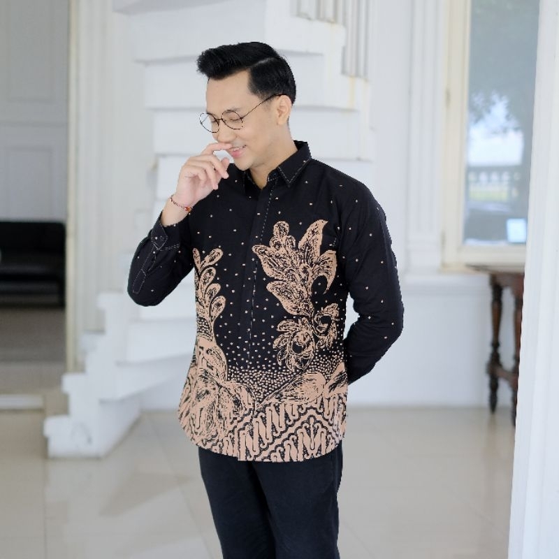 Warna Mocca Pink Kemeja Batik Pria Slimfit Lengan Panjang Lapis Furing Motif Purwokerto Baju Batik P