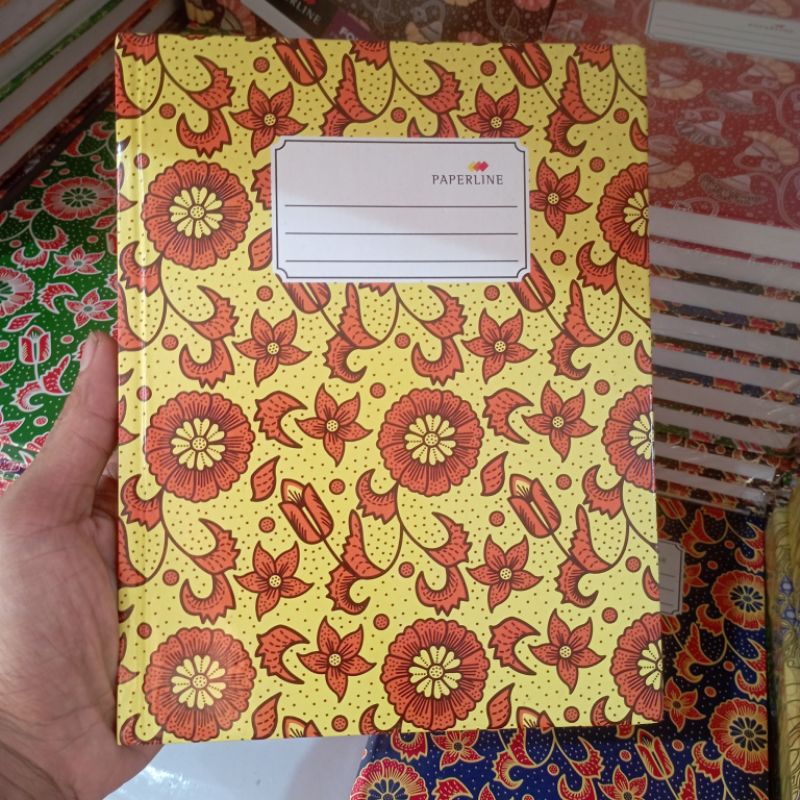 

BUKU TULIS AGENDA HARDCOVER PAPERLINE KWARTO 100 LEMBAR