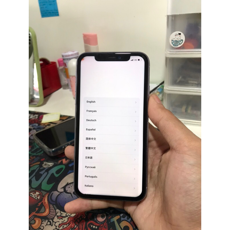 iphone 11 64GB smartfren only (lock icloud)
