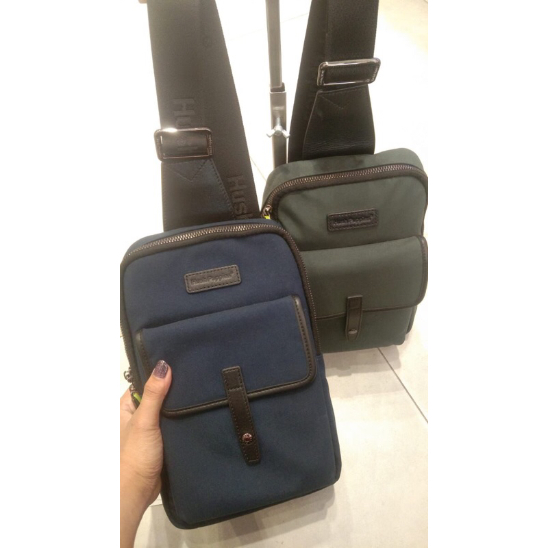 Tas pria sling bag Hush Puppies original