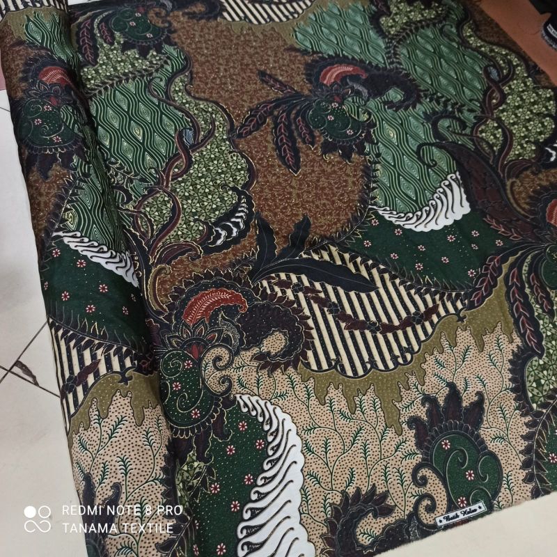KAIN BATIK TEXTILE / BAHAN BATIK PRINTING / BATIK TEXTILE / KAIN BATIK METERAN / BAHAN BAJU BATIK / 