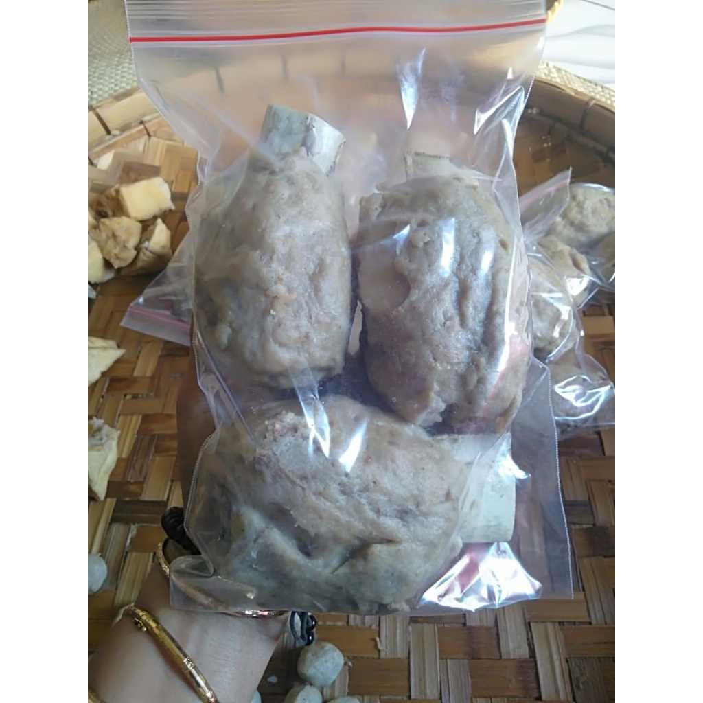 

Bakso Sapi Varian IGA Rusuk Jumbo full Daging Home Made Isi 3 Butir