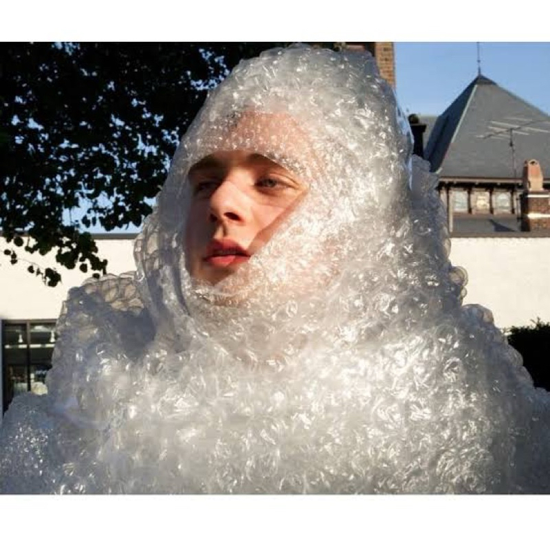 

Extra bubble wrap / tambahan packing bubble wrap
