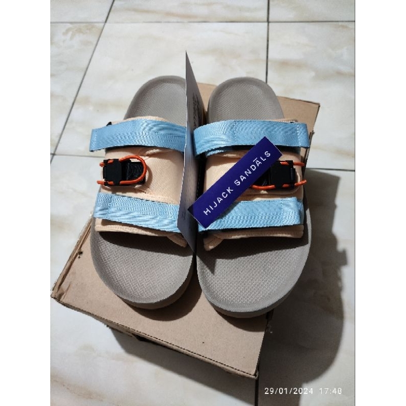 HIJACK SANDAL
