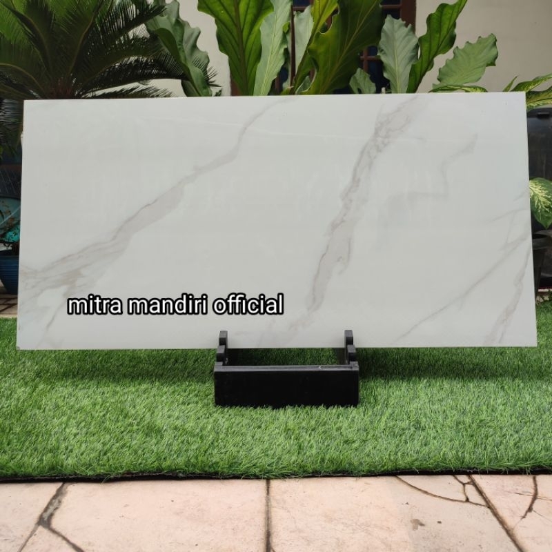 Granit lantai 60x120 bresscia white / ikad / glazed polish / kw-1