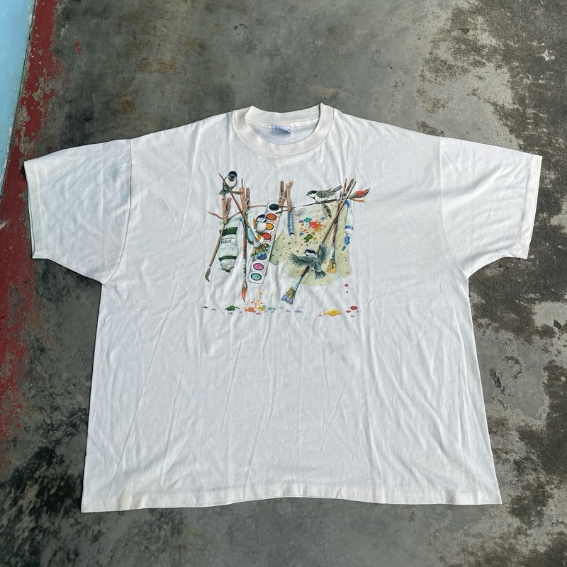 READY Kaos single stitch art broken white