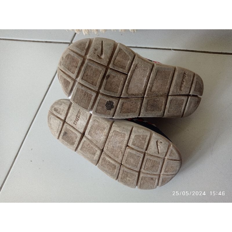 preloved sepatu Nike anak laki-laki