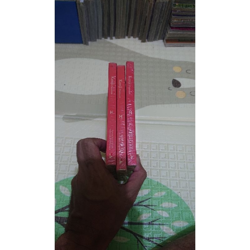 komik kenji premium 11