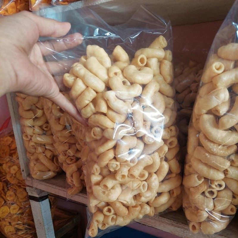 

MAKARONI ASIN 250 gram Makaroni Asin Bumbu Kering Gurih