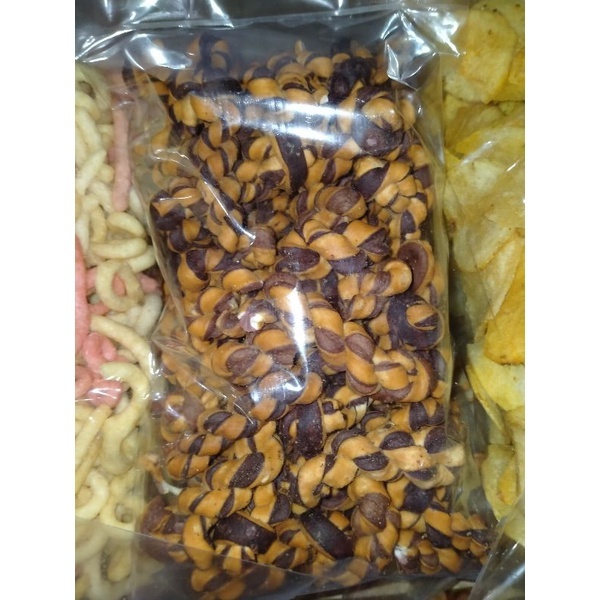 

wiw KUE TAMBANG UNTIR CEMILAN MANIS GURIH KEMASAN 1KG