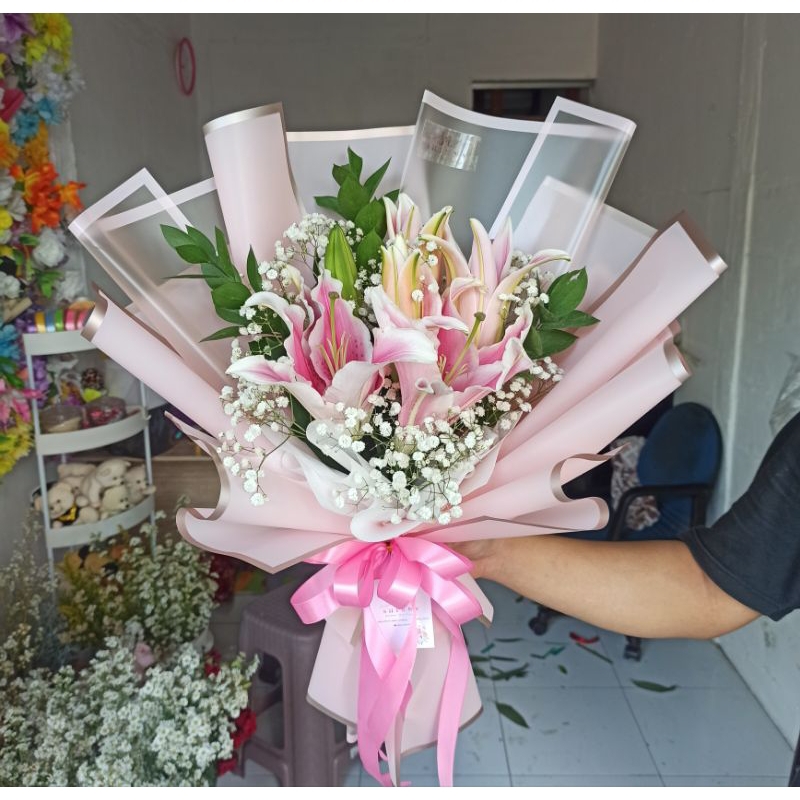 lily bucket/bouquet bunga lily/bouquet bunga asli/fresh flower/buket lily