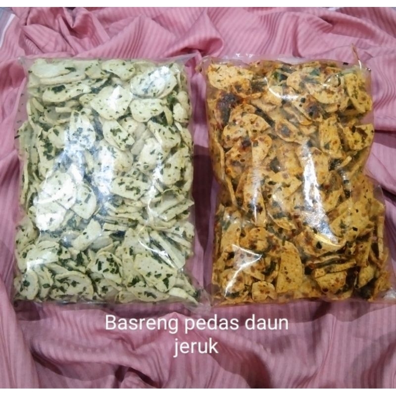 

basreng pedas daun jeruk,basreng pedas original daun jeruk ,basreng,viral,varian,500grm