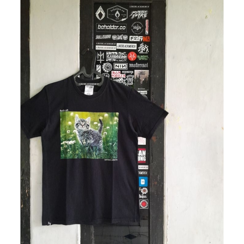 T-Shirt LAWLESS JAKARTA - KITTEN (Likeblackmerch)