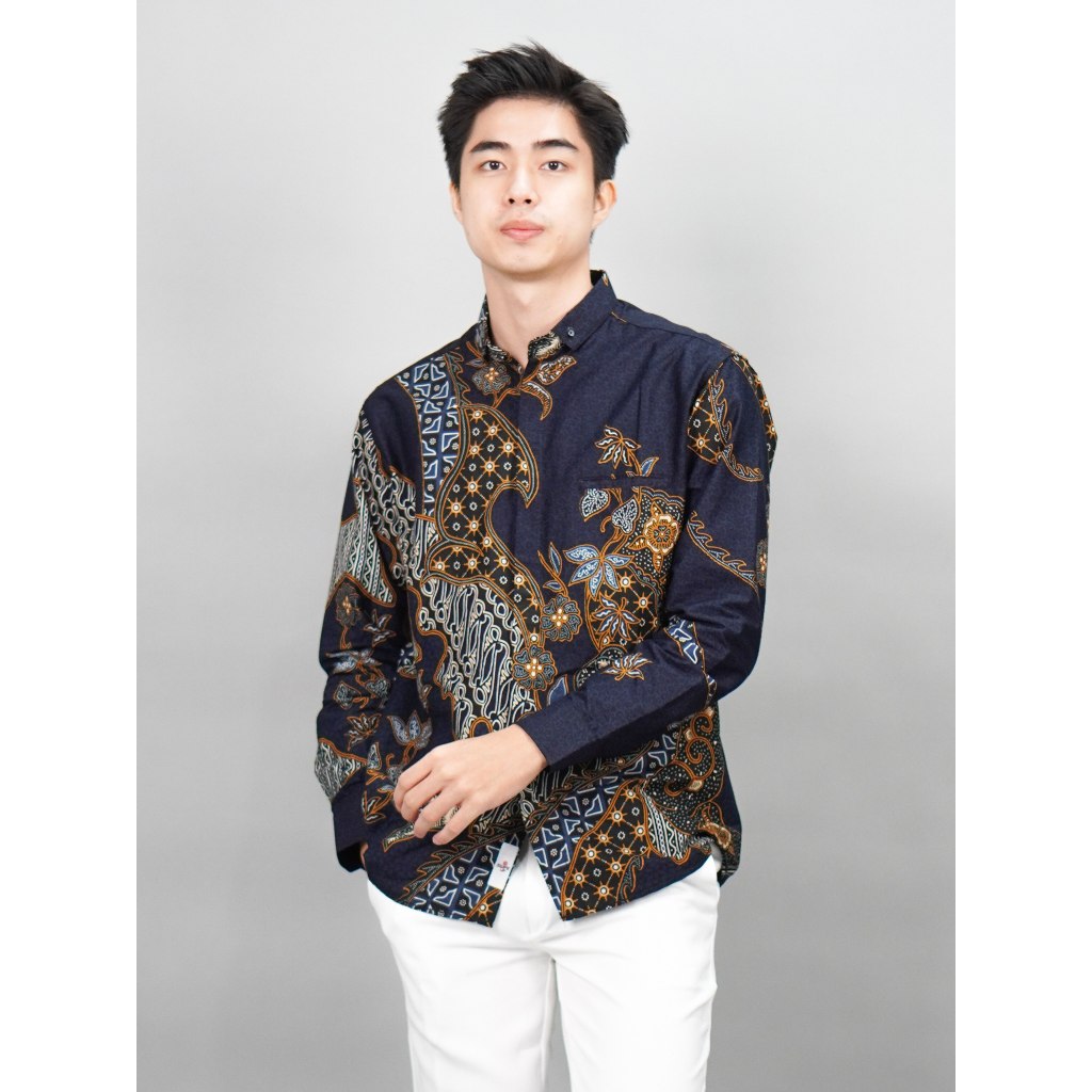 Swipe Up Kemeja Batik Pria Modern Slimfit Lengan Panjang Akai Navy Brown