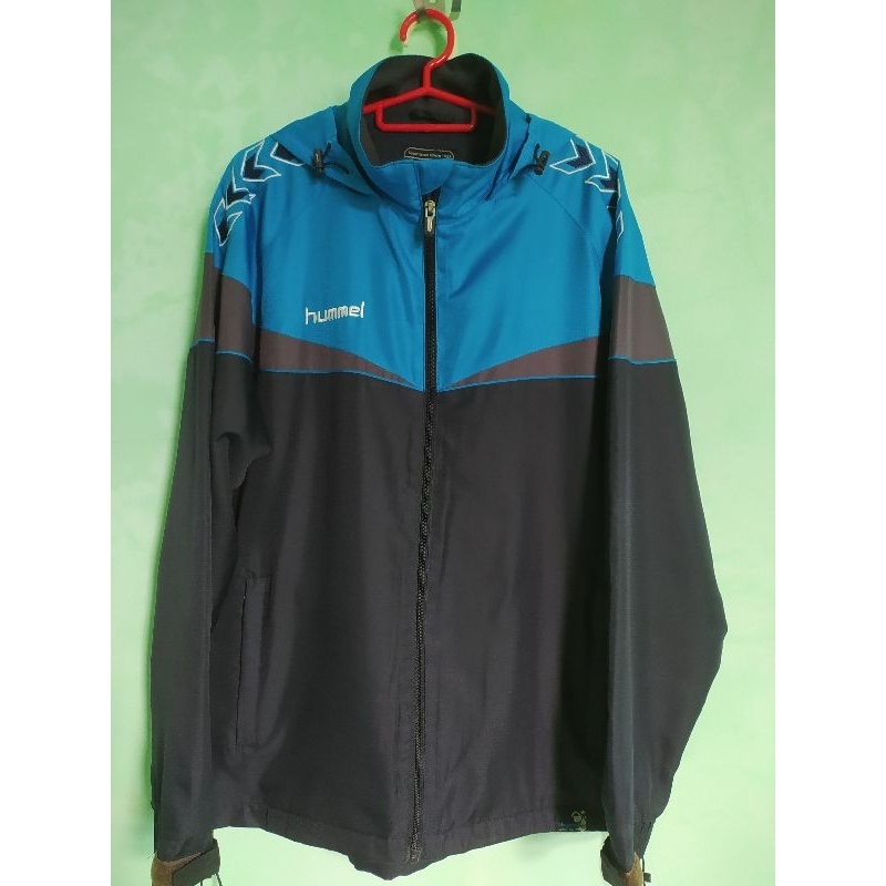jaket outdor Hummel