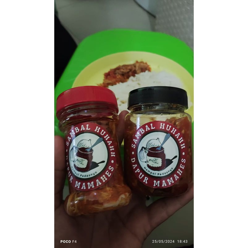 

Sambal HuHahh Cumi asin berat 150ml