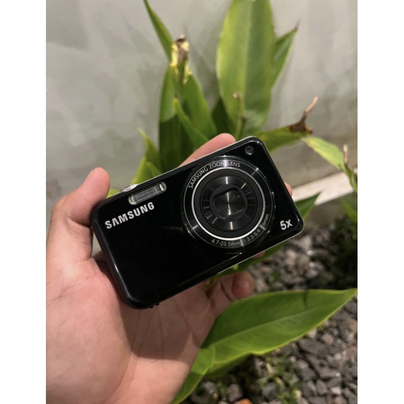 digicam samsung pl120 dual lcd