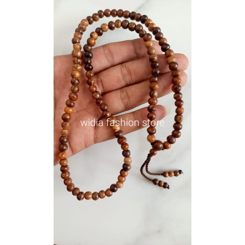 tasbih kayu gaharu 108 butir tasbih gaharu 108 tasbih gaharu wangi tasbih kayu gaharu asli