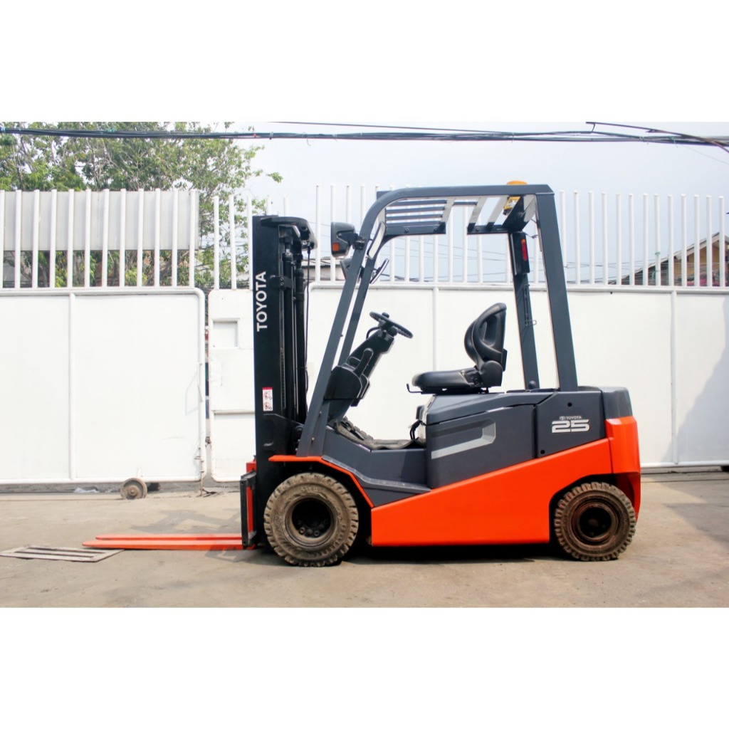 Forklift Battery Toyota 2.5 Ton Bekas Berkualitas 3 Meter